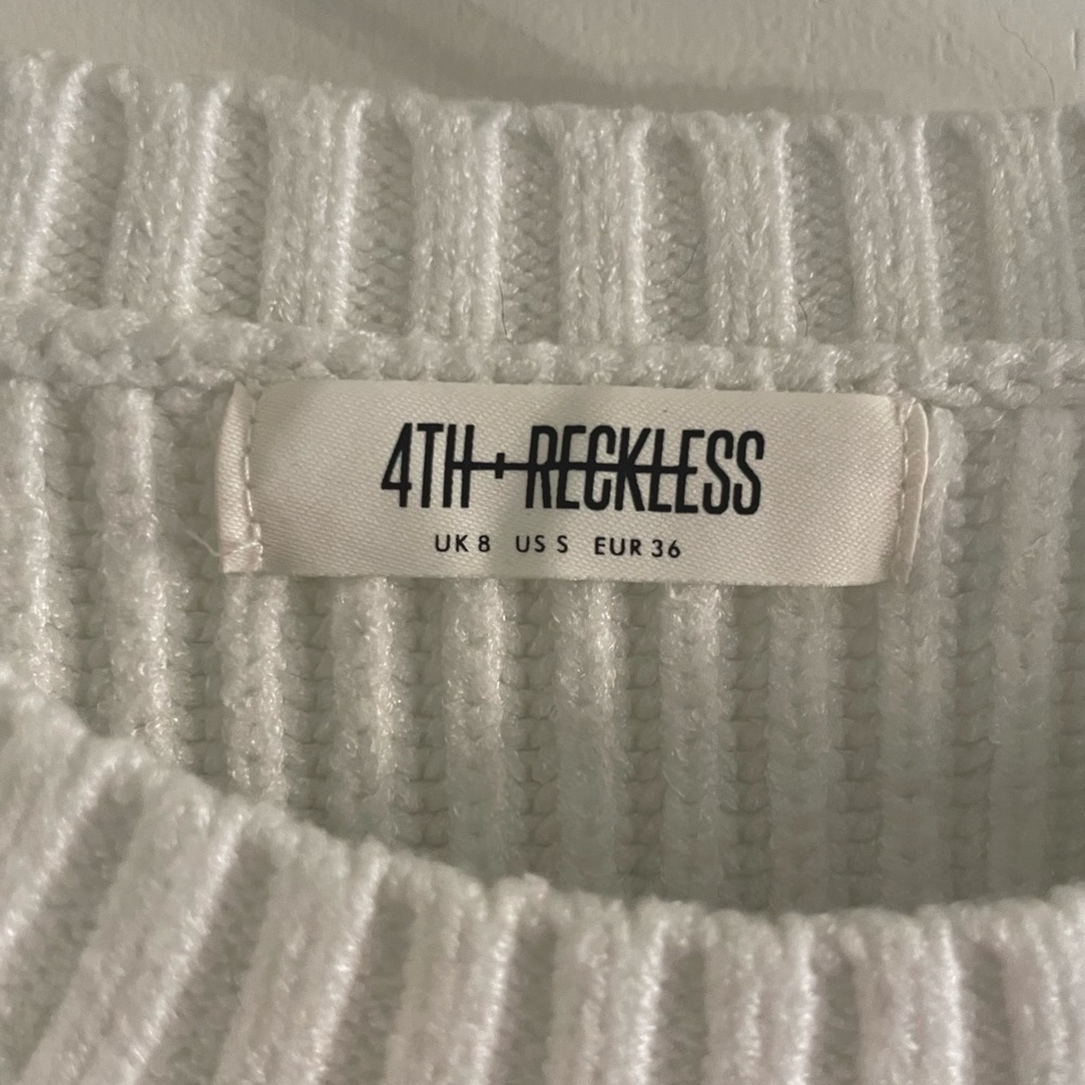 White Crew Neck Ribbed Sweater - Picture 5 of 5